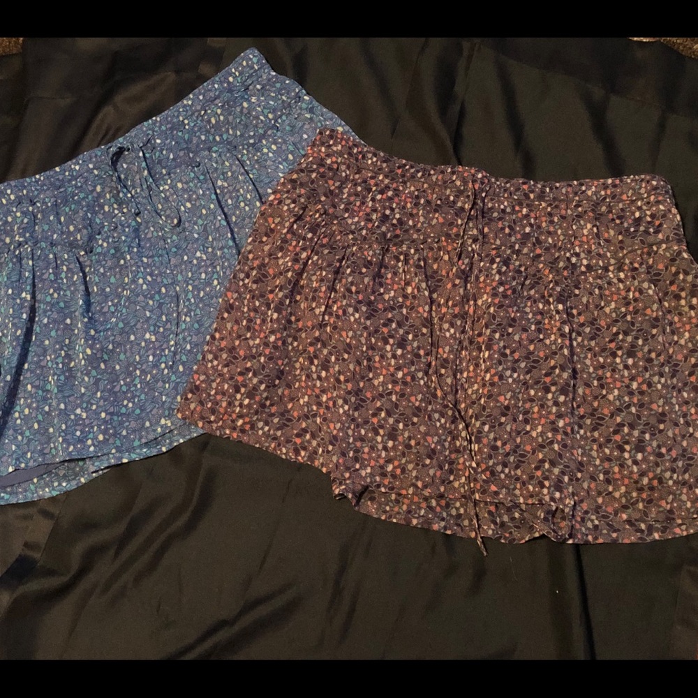 Mini skirts, size L